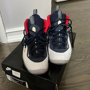 NIKE FOAM POSITE ONE